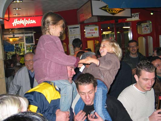 fdv2004_007