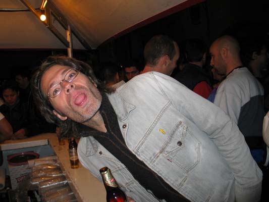 fdv2004_049
